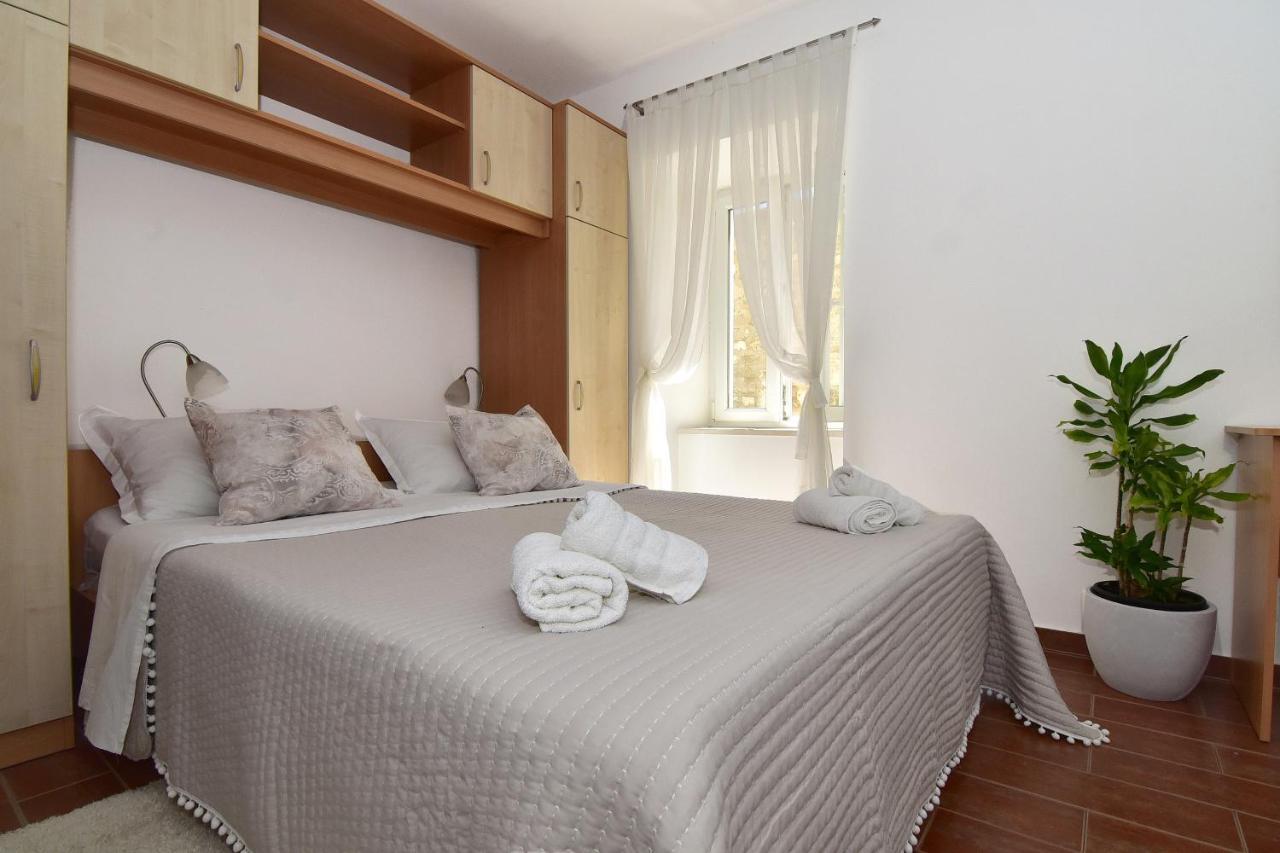 Old Town Studio Apartments 마카르스카 외부 사진